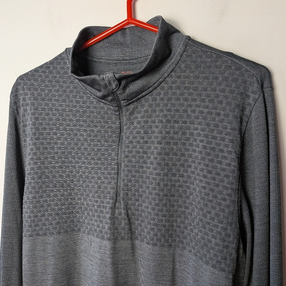 KARBON Men 1/4 Zip Crewneck Size L Dark Gray Color Sweatshirt - Picture 2 of 10